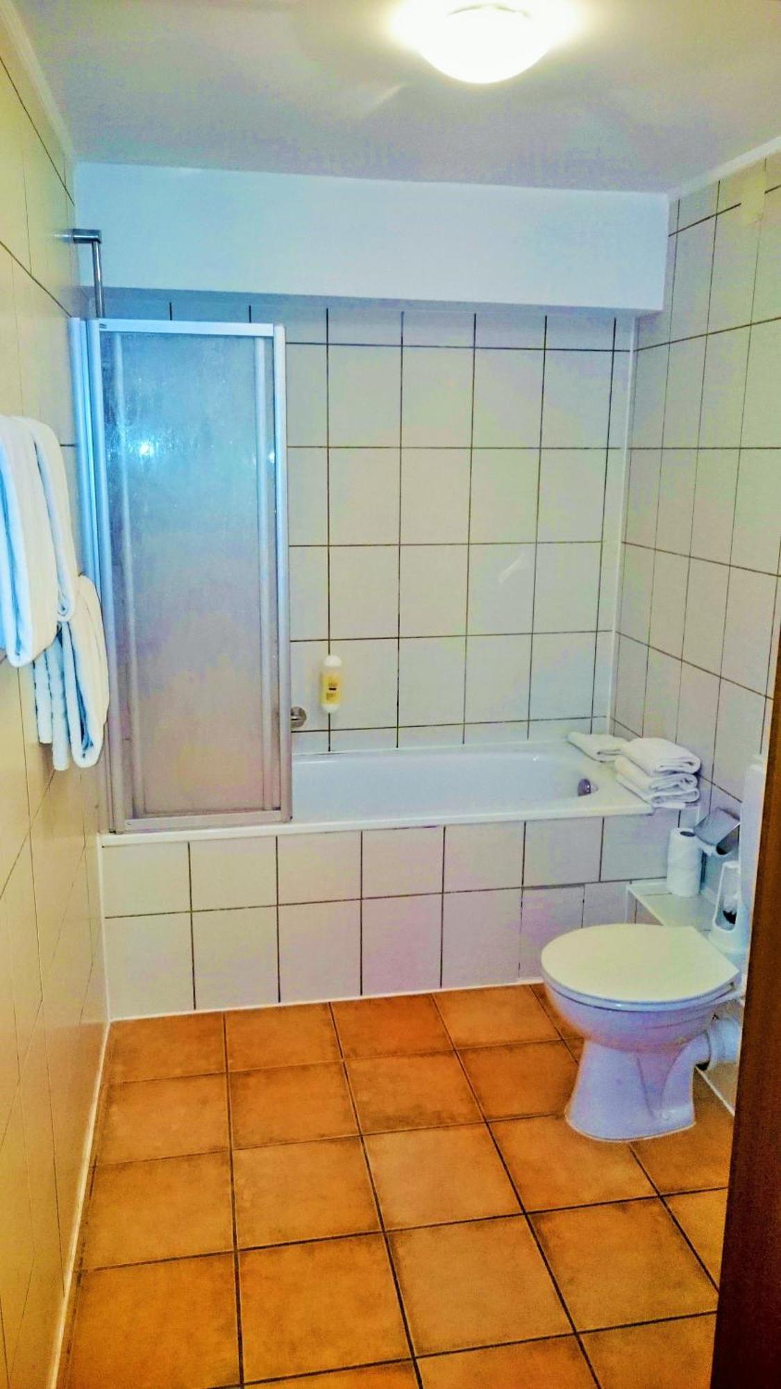 Apartments Hotel Petersburg Dusseldorf Ruang foto